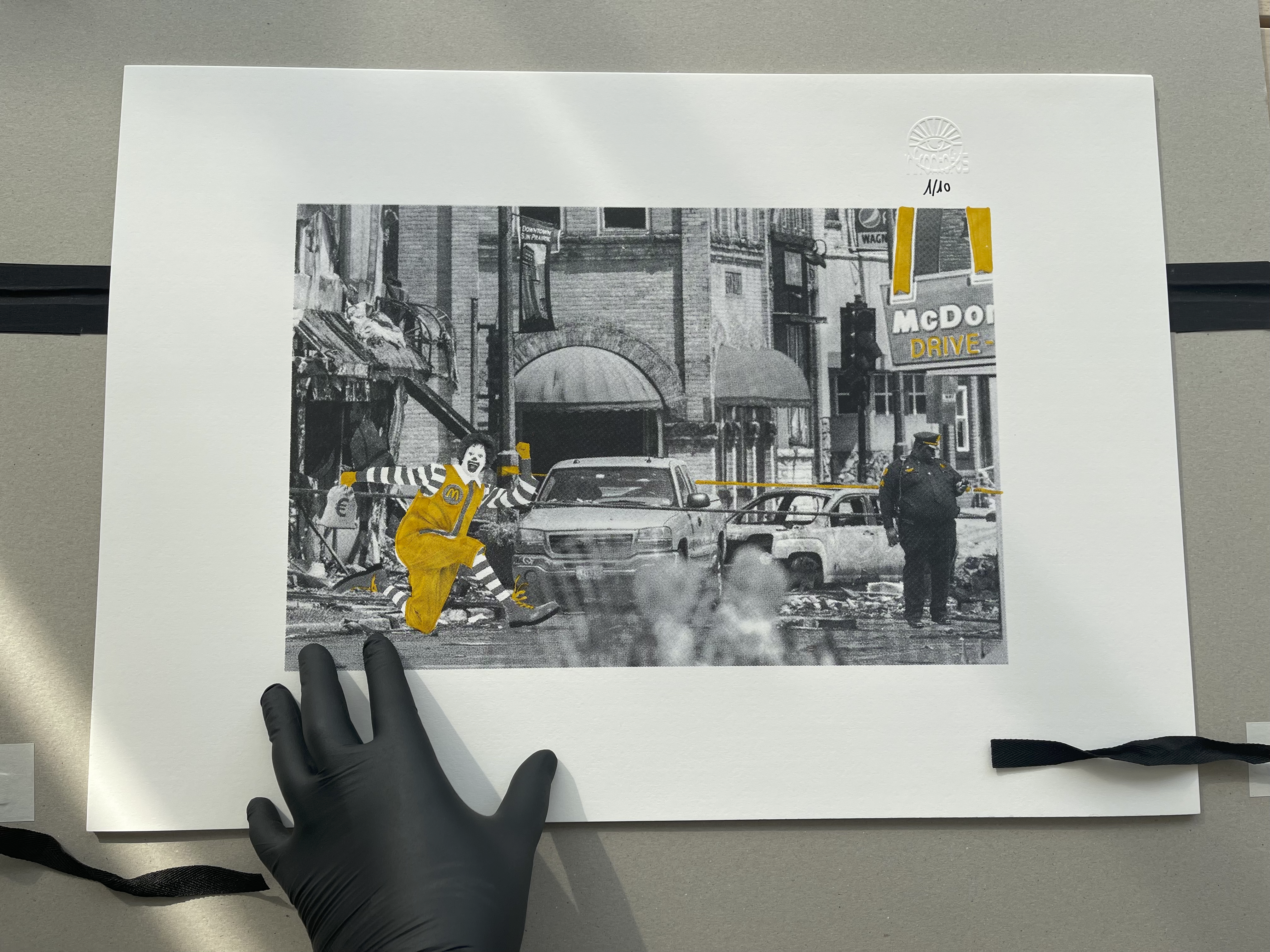 Limitierter, handgedruckter infrontofus Screenprint, Edition 1 von 10